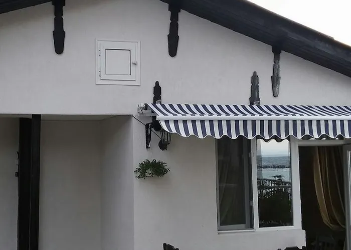 Izgrev 24а チェルノモレツ